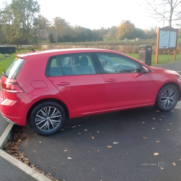 Used Volkswagen Golf 2017 for sale - 76446970: Photo 2