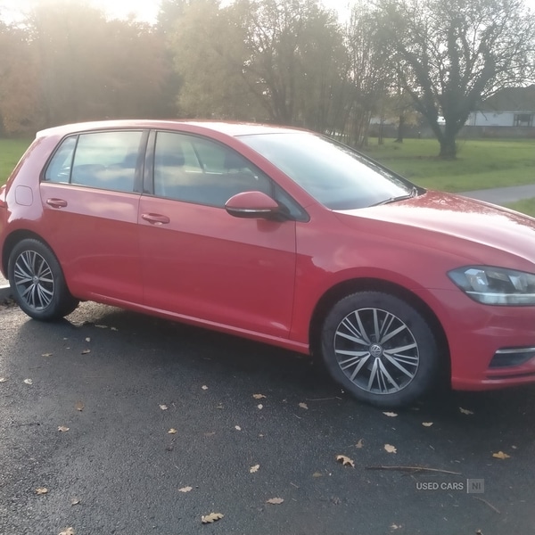Used Volkswagen Golf 2017 for sale - 76446970: Photo 3