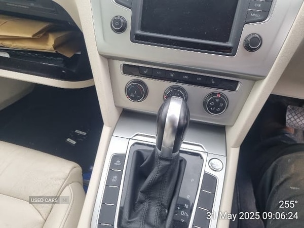 Used Volkswagen Passat 2015 for sale - 77030551: Photo 7