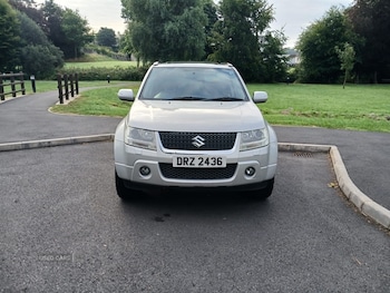 Used Suzuki Grand Vitara 2010 for sale - 79426874: Photo