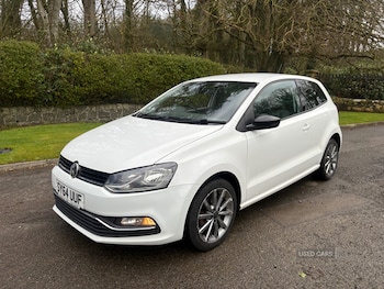 Used Volkswagen Polo 2015 for sale - 79304627: Photo