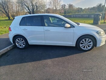 Used Volkswagen Golf 2017 for sale - 78602413: Photo