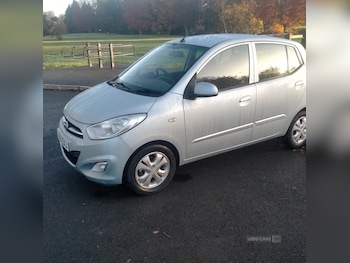 Used Hyundai i10 2013 for sale - 76522960: Photo