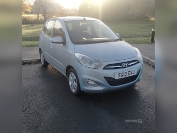 Used Hyundai i10 2013 for sale - 76522960: Photo