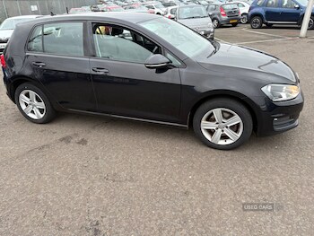 Used Volkswagen Golf 2016 for sale - 77345983: Photo