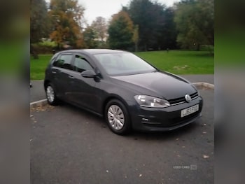Volkswagen - Golf
