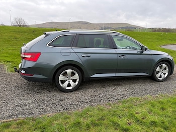 Used Skoda Superb 2016 for sale - 77345982: Photo