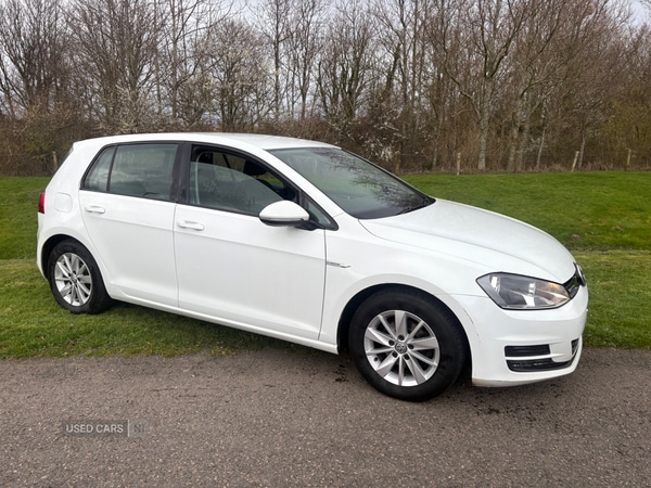 Used Volkswagen Golf 2016 for sale - 78020814: Photo 1