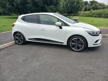 Used Renault Clio 2018 for sale - 79325636: Photo
