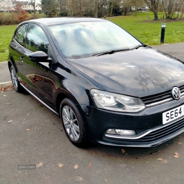 Used Volkswagen Polo 2015 for sale - 77084625: Photo 1