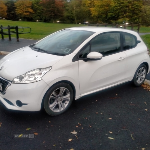 Used Peugeot 208 2014 for sale - 76446983: Photo 7
