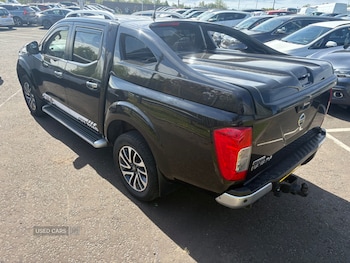 Used Nissan Navara 2016 for sale - 78536249: Photo