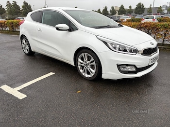 2016 - 1.6 CRDi SE EcoDynamics 3dr
