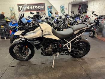 Used Triumph TIGER 2022 for sale - bike-79611488: Photo