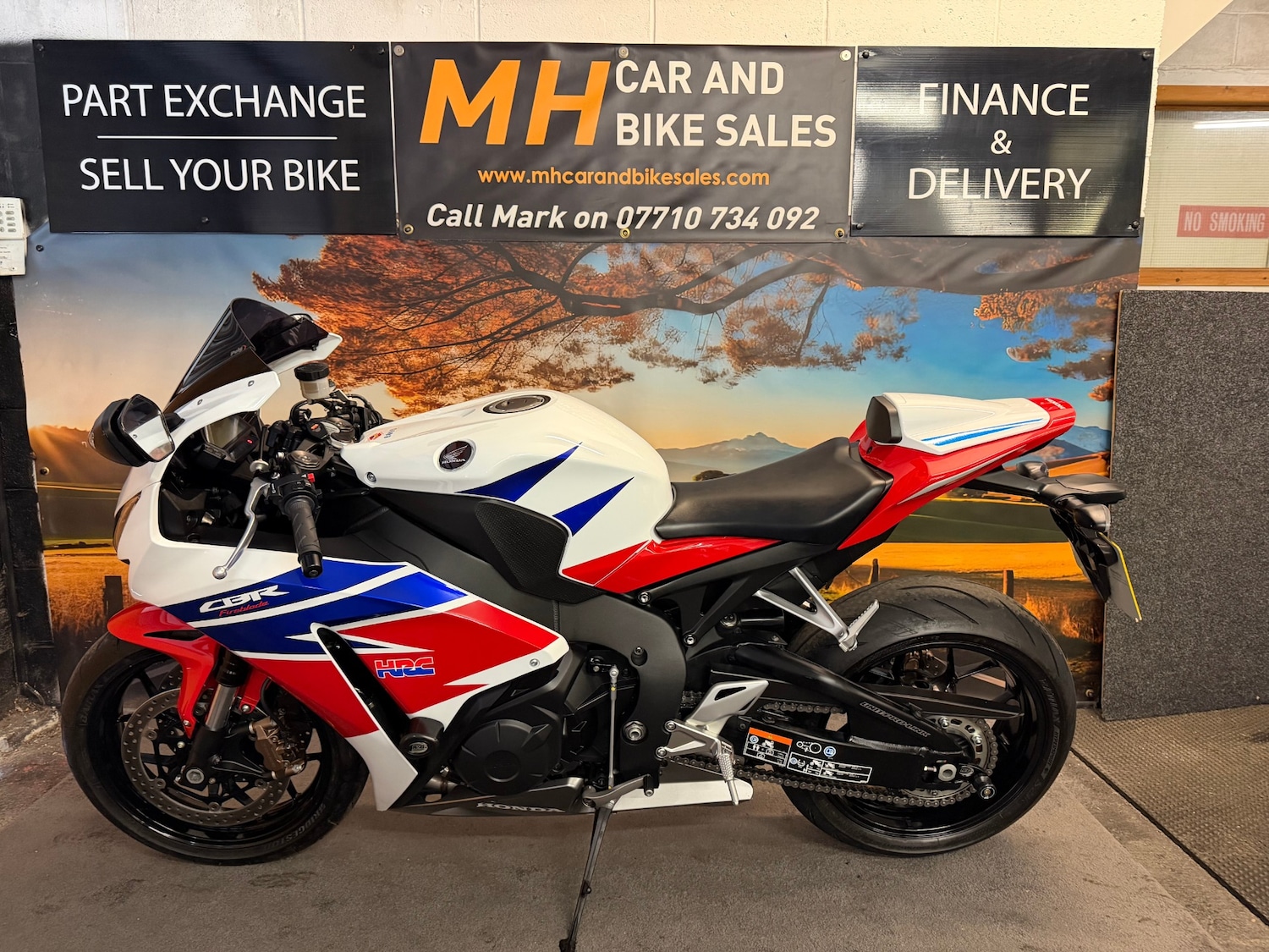 Used Honda CBR 2016 for sale - 78582165: Photo 2