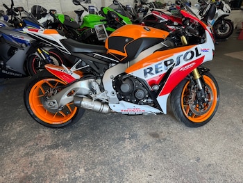 Used Honda CBR 2015 for sale - bike-75131941: Photo
