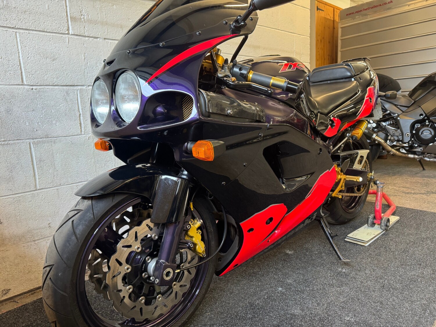 Kawasaki ZXR