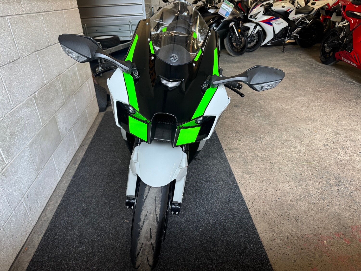 Kawasaki NINJA ZX 10