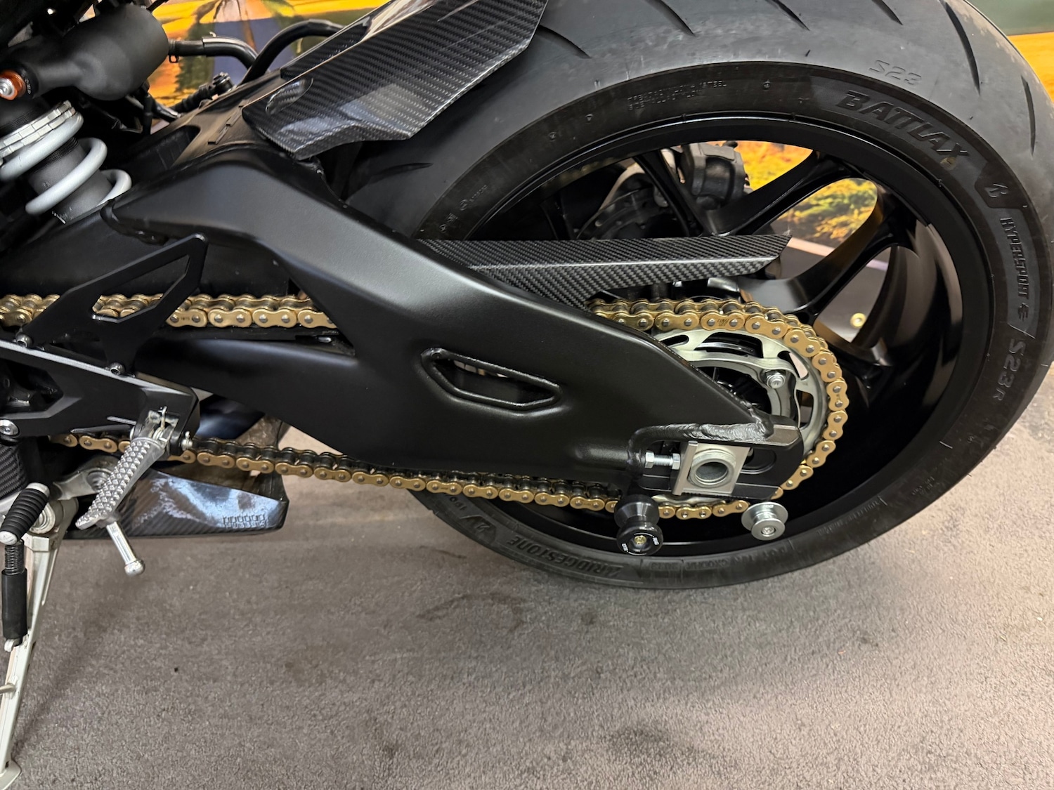 Used Yamaha R1 2023 for sale - 78826534: Photo 10