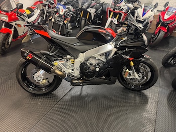 Used Aprilia RSV 2014 for sale - bike-77045345: Photo
