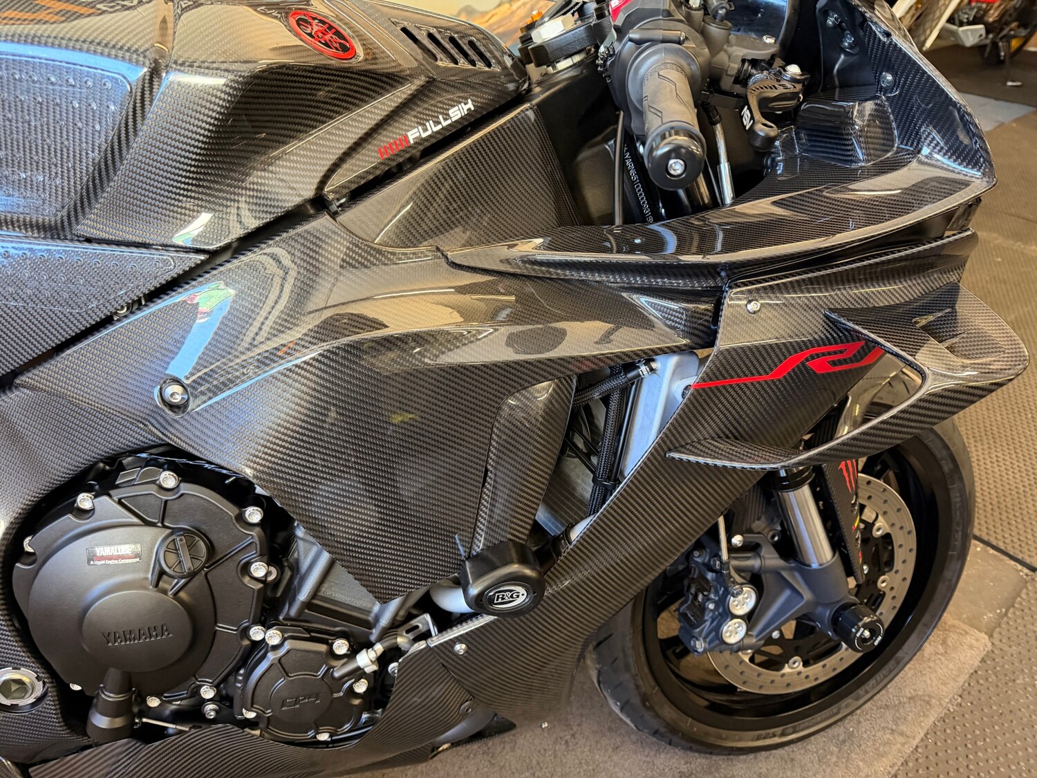 Used Yamaha R1 2023 for sale - 78422833: Photo 10