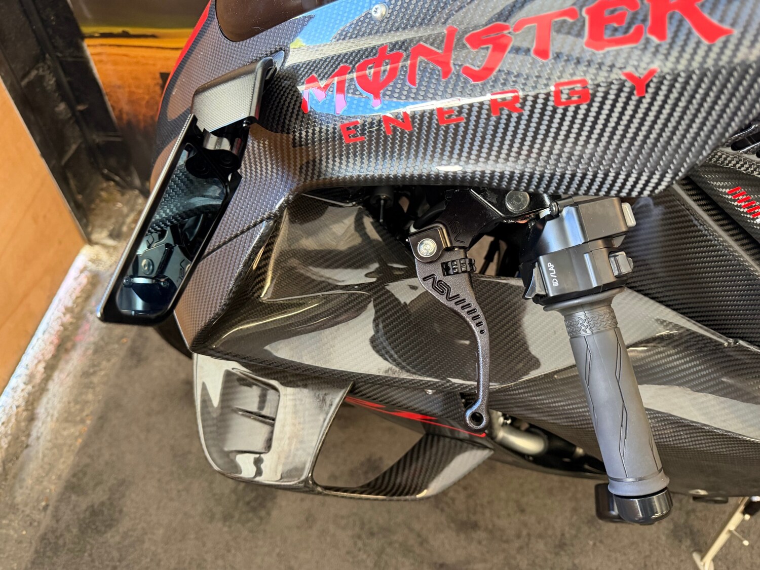 Used Yamaha R1 2023 for sale - 78422833: Photo 18