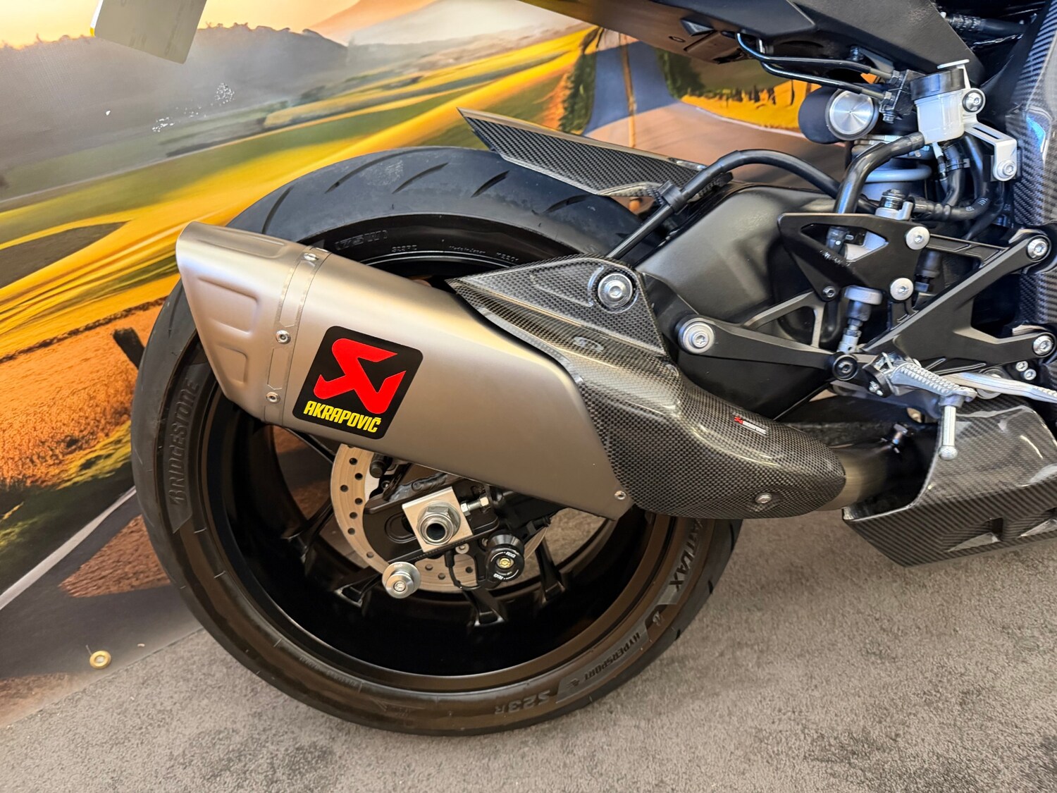 Used Yamaha R1 2023 for sale - 78422833: Photo 6