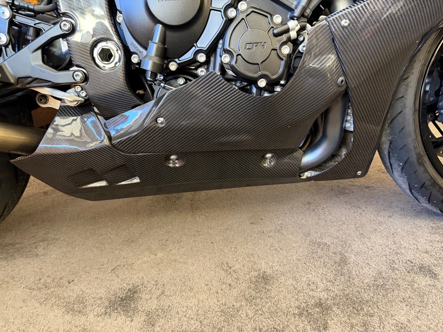 Used Yamaha R1 2023 for sale - 78422833: Photo 9