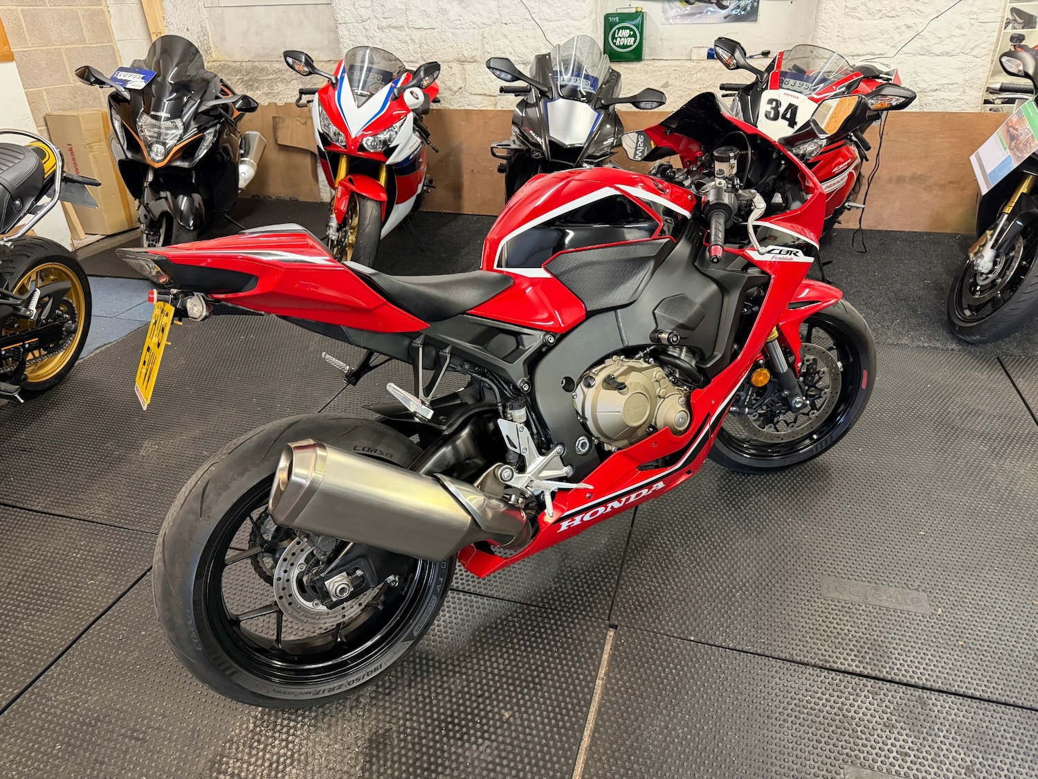 Used Honda CBR 2019 for sale - 78849365: Photo 10