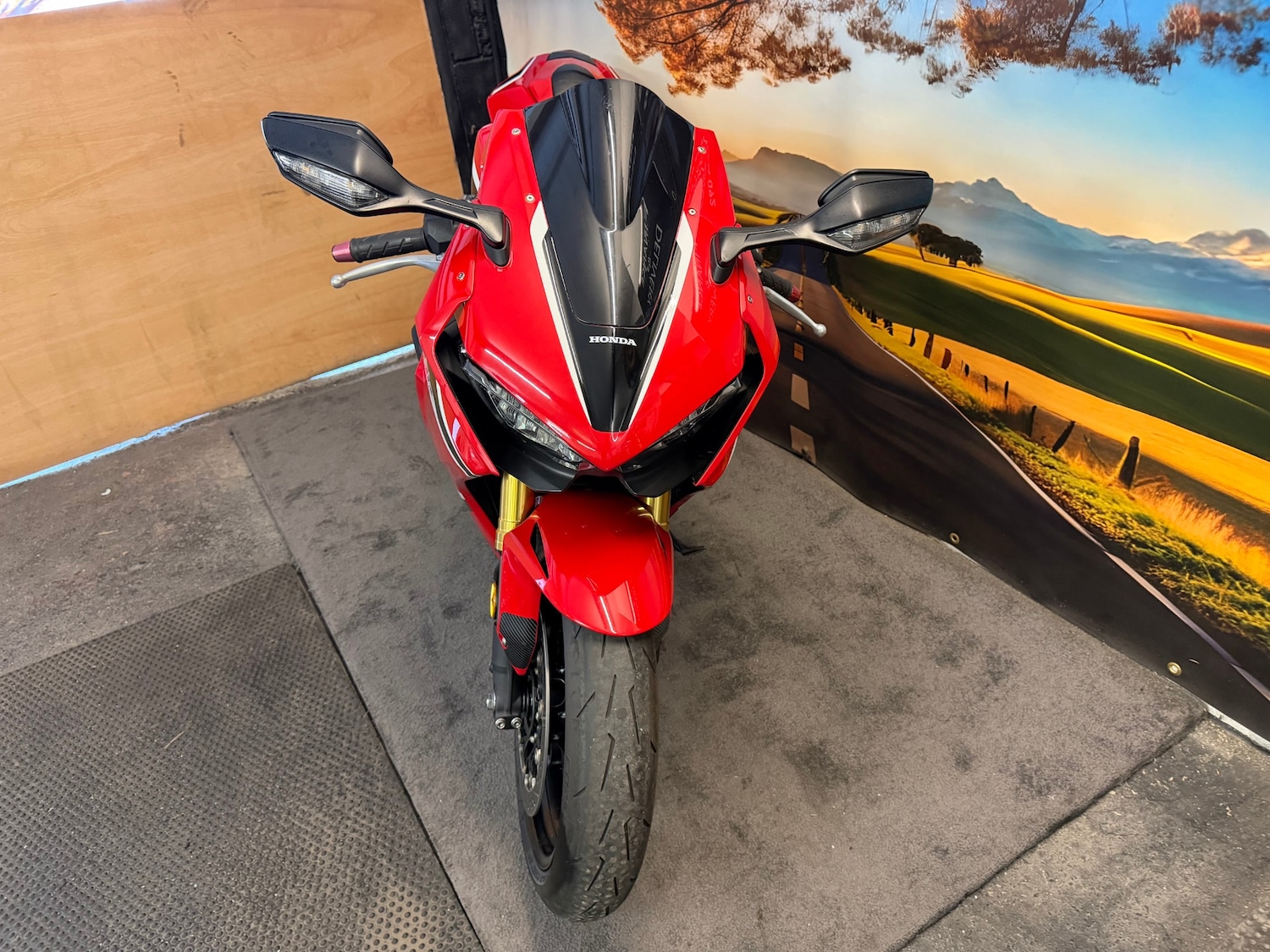 Used Honda CBR 2019 for sale - 78849365: Photo 8