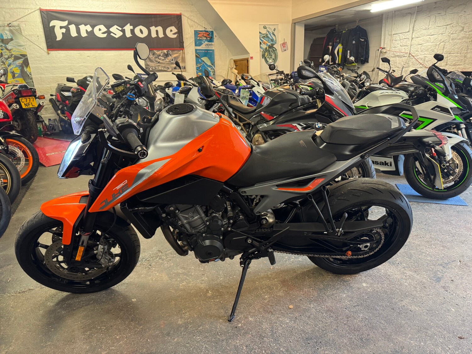 KTM DUKE