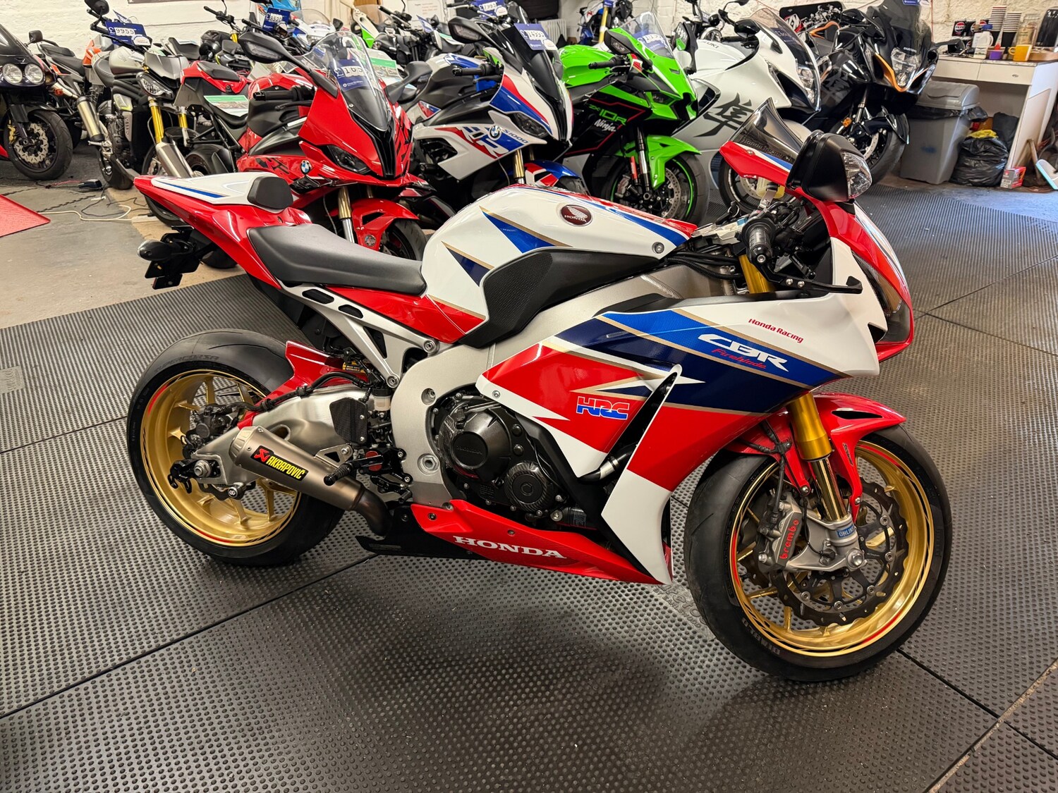 Used Honda CBR 2016 for sale - 78670471: Photo 5