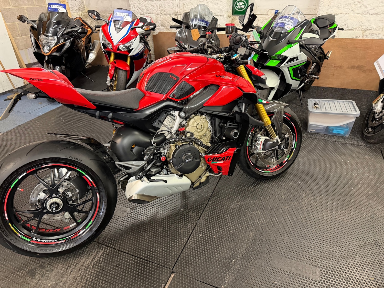 Used Ducati Streetfighter 2024 for sale - 78722207: Photo 7
