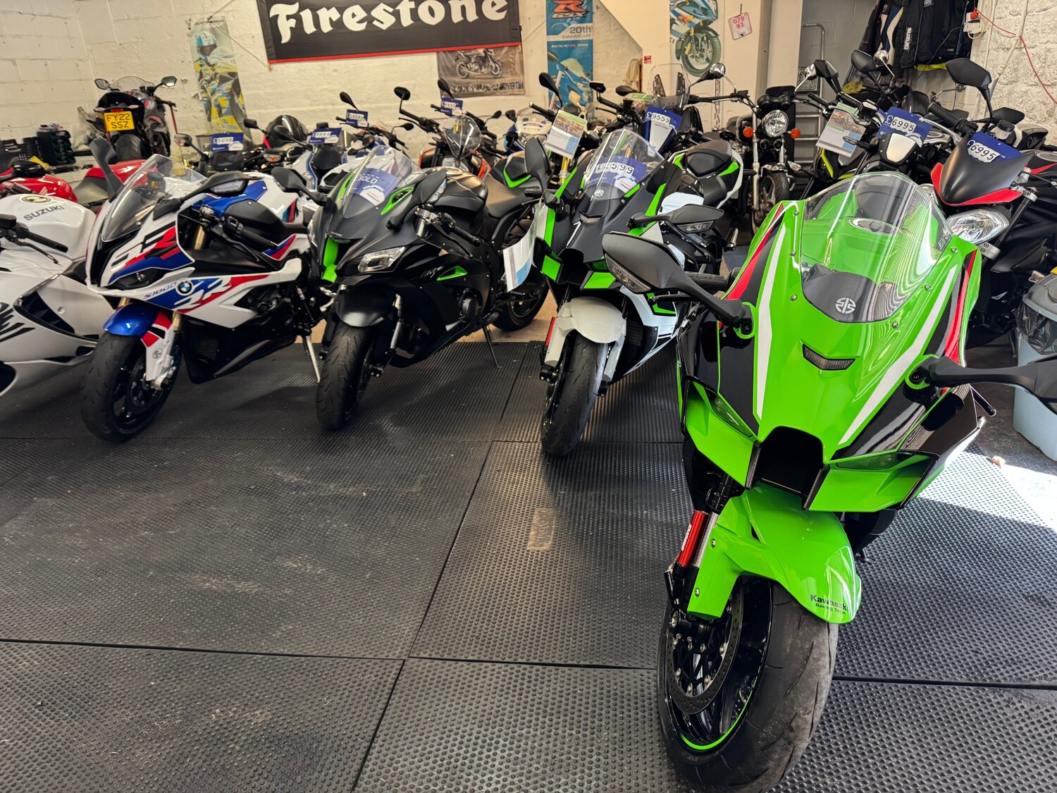 Kawasaki NINJA ZX 10