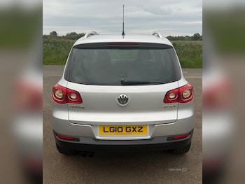 Used Volkswagen Tiguan 2010 for sale - 78947948: Photo