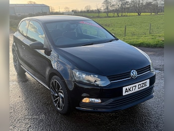 Used Volkswagen Polo 2017 for sale - 76702689: Photo