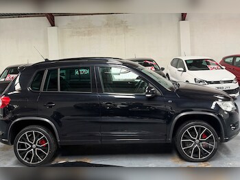 Used Volkswagen Tiguan 2010 for sale - 77538904: Photo