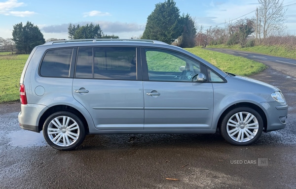 Used Volkswagen Touran 2008 for sale - 76787304: Photo 2