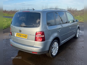 Used Volkswagen Touran 2008 for sale - 76787304: Photo