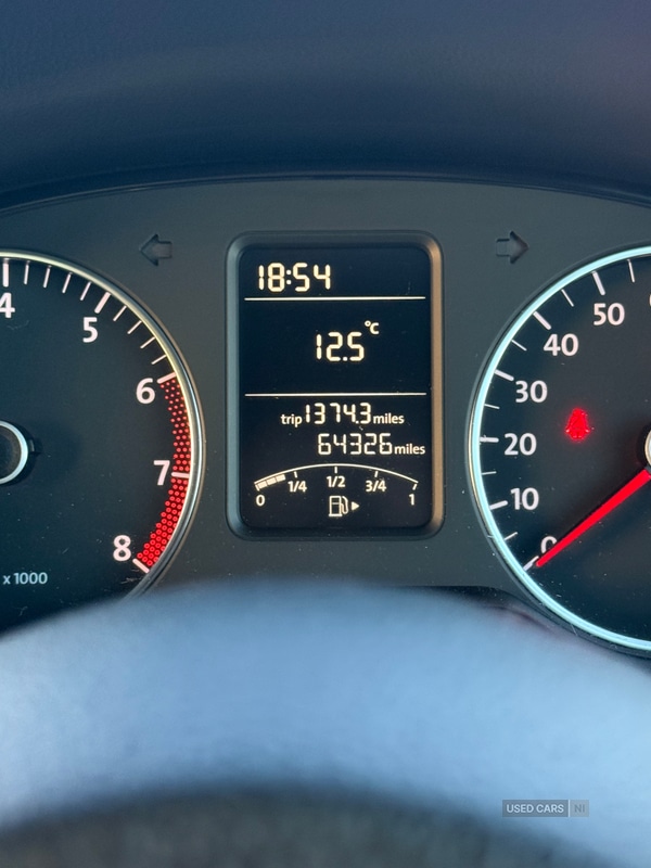 Used Volkswagen Polo 2010 for sale - 76327490: Photo 10