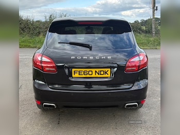 Used Porsche Cayenne 2010 for sale - 76073550: Photo