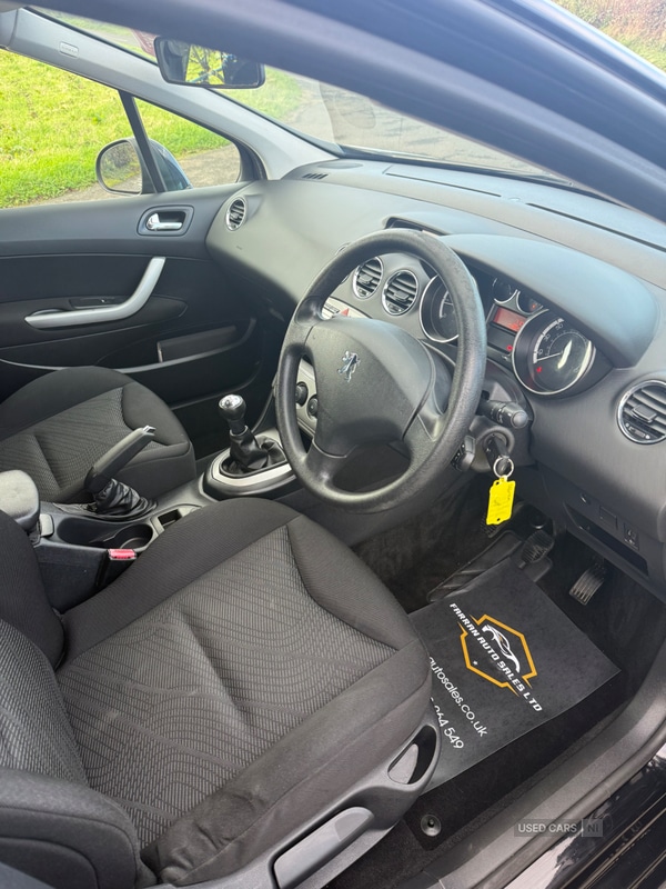 Used Peugeot 308 2010 for sale - 76513864: Photo 9