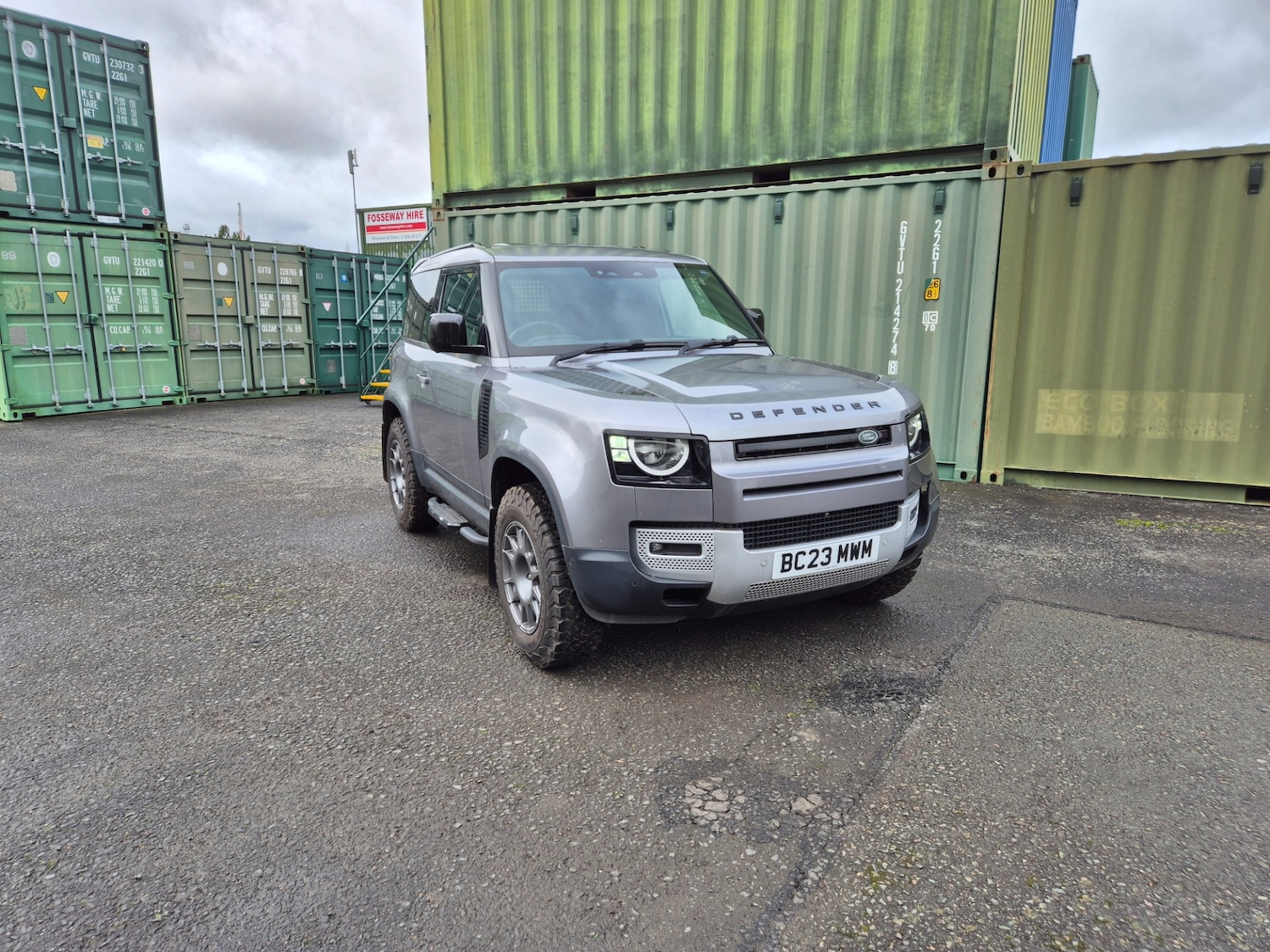 Used Land Rover Defender 2023 for sale - 77640174: Photo 4