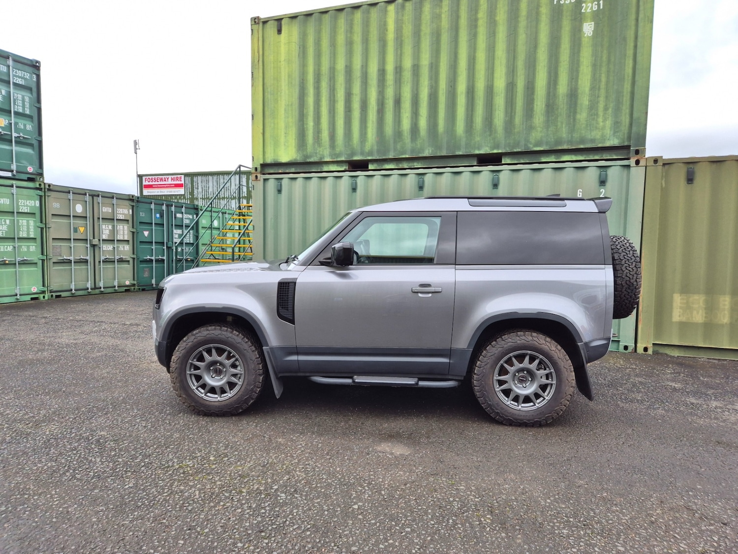 Used Land Rover Defender 2023 for sale - 77640174: Photo 6