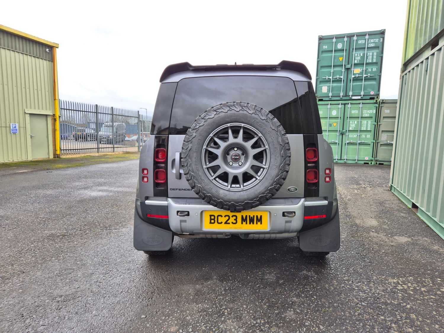 Used Land Rover Defender 2023 for sale - 77640174: Photo 8