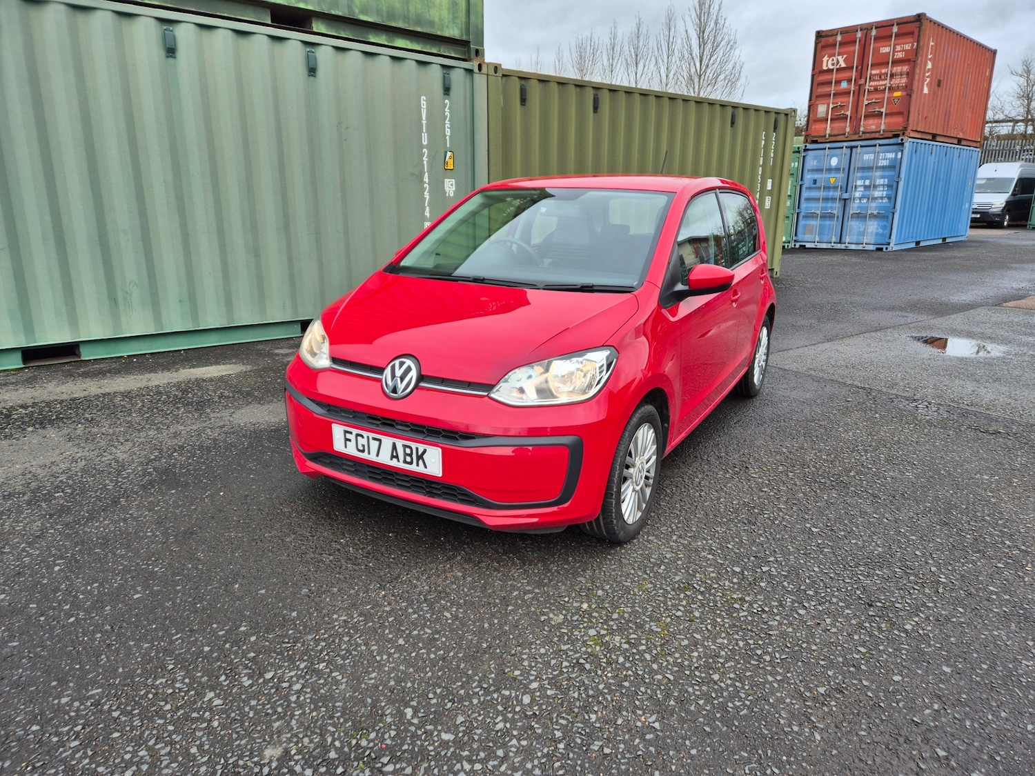 Used Volkswagen up! 2017 for sale - 77640178: Photo 3