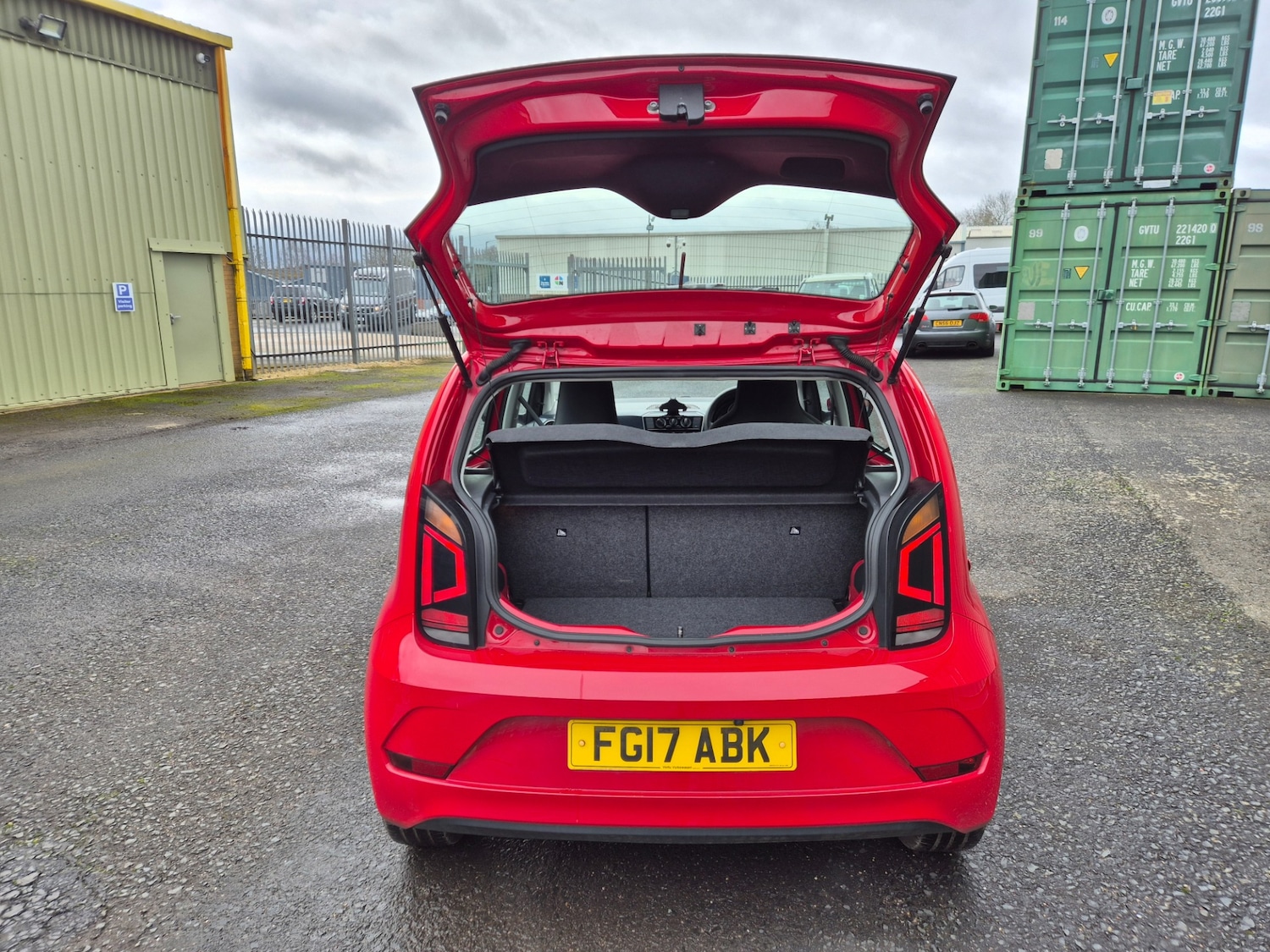 Used Volkswagen up! 2017 for sale - 77640178: Photo 8