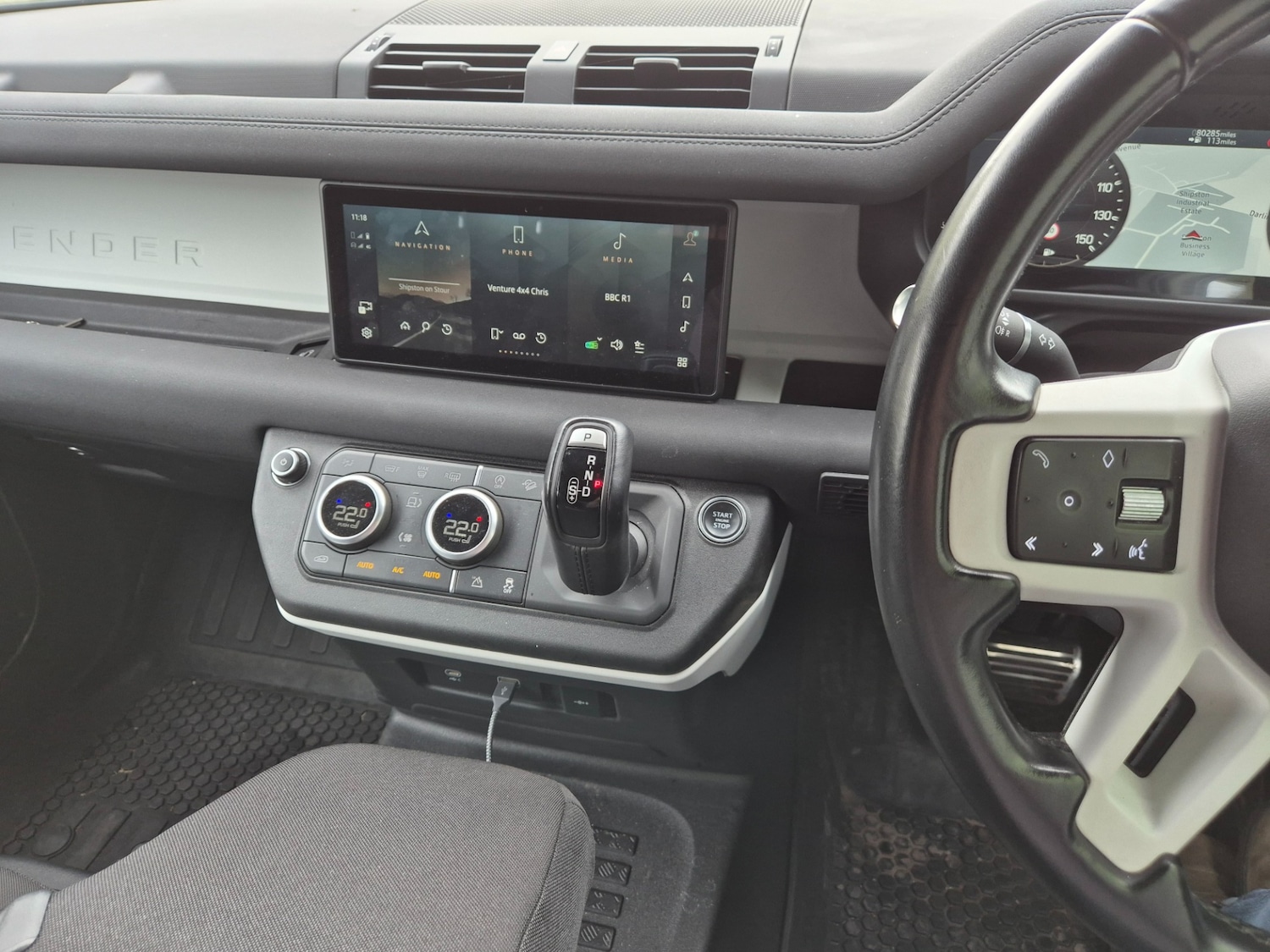 Used Land Rover Defender 2021 for sale - 77640180: Photo 10