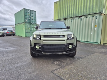 Used Land Rover Defender 2021 for sale - 77640180: Photo