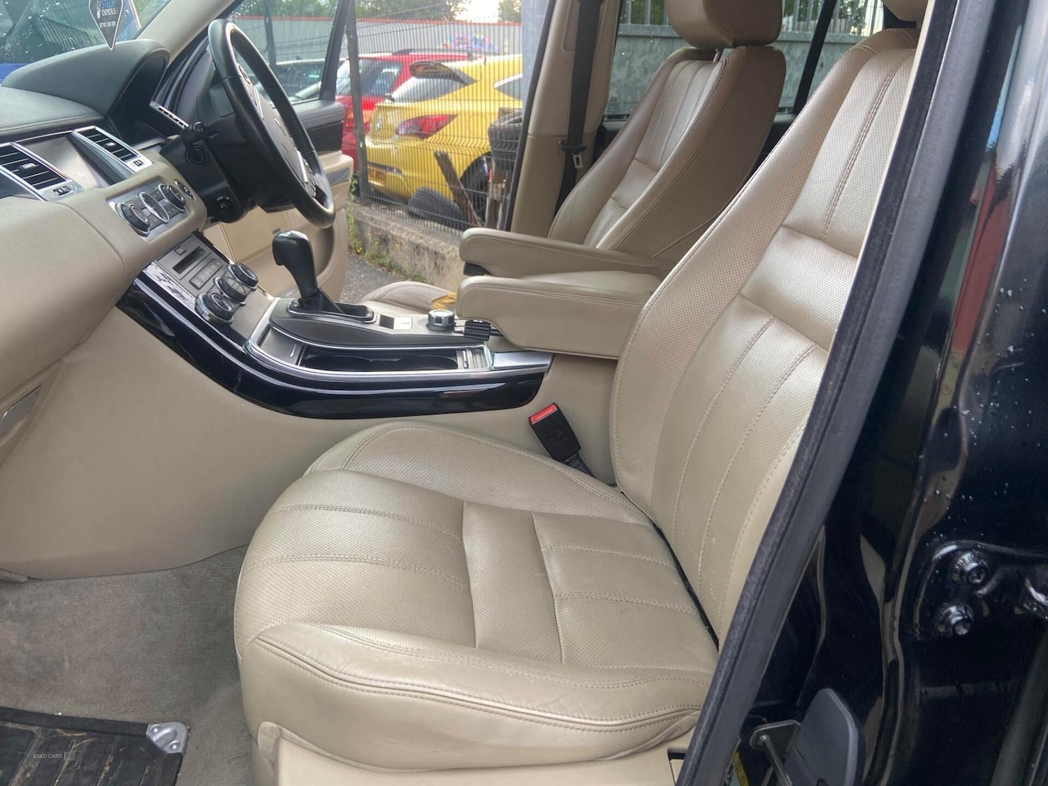 Used Land Rover Range Rover Sport 2010 for sale - 77852695: Photo 9